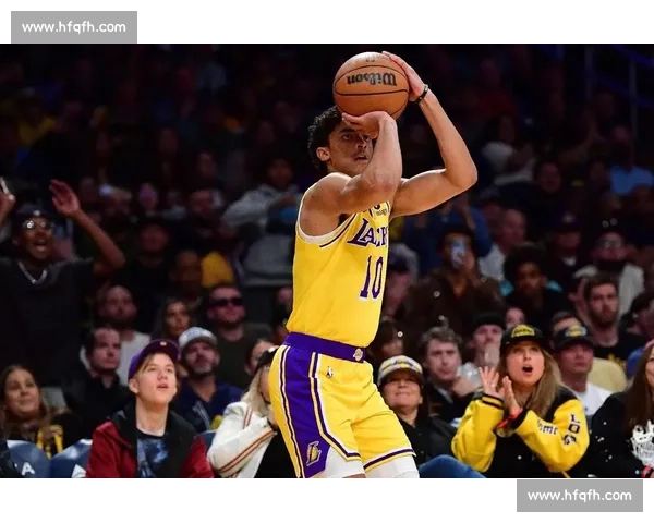 震撼！东契奇浓眉互换东家，湖人独行侠 7 人交易重塑联盟格局